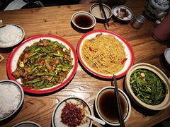 -泥糊破店小酒馆·团建聚餐(南京西路店)