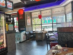 -山河屯铁锅炖·非遗东北菜(南山店)