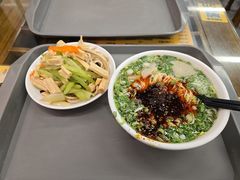 -东方宫·中国兰州牛肉拉面清真(三里屯店)