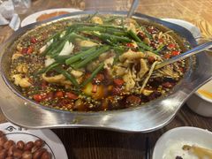 -乡土特色.冷锅鱼.牦牛肉汤锅