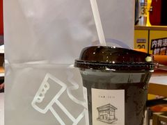 -喜茶(上海淮海中路渔阳里店)