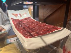 -左庭右院鲜牛肉火锅(金山万达店)