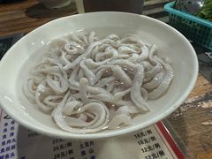 -章记正宗南岗鱼蛋火锅