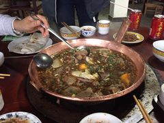 -朝伟清真铜瓢牛肉馆(三十年老·店)
