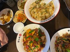 -富正毅三下锅·湘西韵味(天门山索道店)