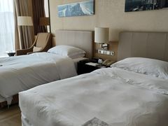 -广州花都皇冠假日酒店