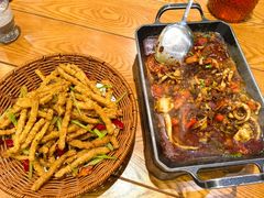 -黄泥岗·地道湖北菜(奥特莱斯店)