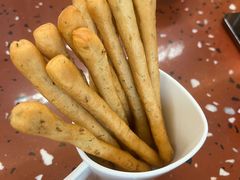 茴香小油条-椒爱水煮鱼川菜(月星环球港店)