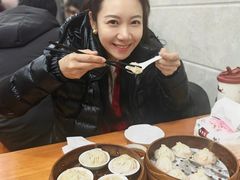 -莱莱小笼·乔艾