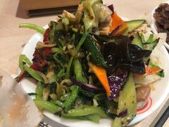 -闫家驴肉老店(华电一校店)