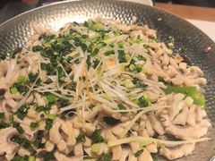 葱爆黑鱼花-三猫黑鱼花(南大店)