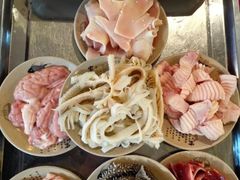 -九尺赵老四鲜鹅肠火锅