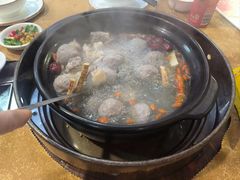 -濠轩阁特色生蚝火锅(水湾路店)