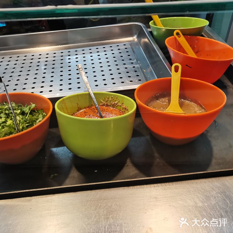 冷面卷臭豆腐