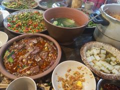 -聚八方土菜馆(余松路店)