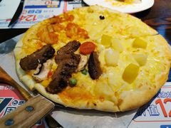 猫山王榴莲牛小排四拼披萨-酷公社·榴莲披萨(太原街店)