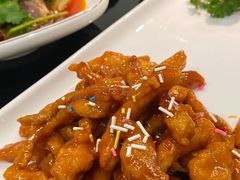 -铭牛烧肉·和牛海鲜自助(高新月牙湖店)