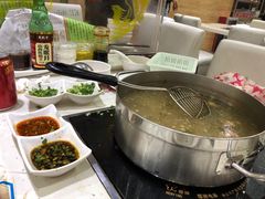 -黑山牛肉汤火锅(花城汇店)