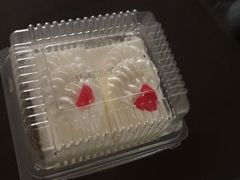 -红宝石·鲜奶小方·海派西点房(金杨店)