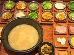 -银米·云南传统过桥米线(双廊黑金冠店)