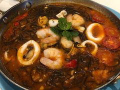 酸辣鸡丝蕨根粉-港丽餐厅(高德置地店)