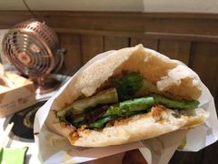 -一叶一世界·素食餐厅(锦华万达店)