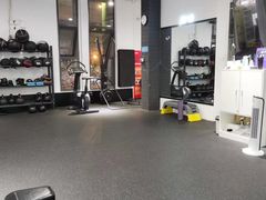 -汗水空间私教健身连锁(SM广场店)