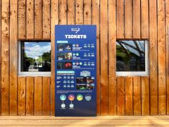 -怀托摩萤火虫洞