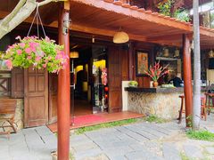 -Lam Vien Restaurant