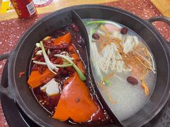 -赵美丽·重庆社区火锅·直营店(火车东站·中豪国际店)