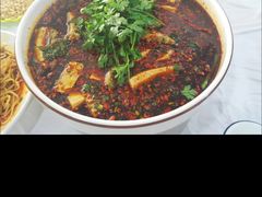 -陈胖子鱼庄(黄辣丁新津店)