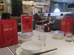 -靓虾二哥长沙地标小龙虾(五一广场店)