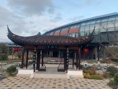 -上海滴水湖皇冠假日酒店