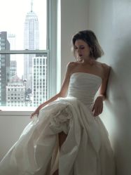 -纯色时光婚纱艺术馆WHITE