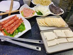 -百年川椒重庆老火锅(光谷店)