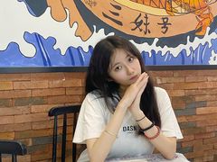 -三妹小龙虾·黄油蟹(华侨城总店)