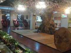 -盛彼得温泉度假酒店