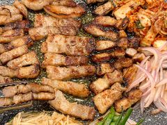 -红泥小火炉·东北泥炉烤肉(天一旗舰店)