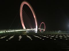 -南京眼步行桥