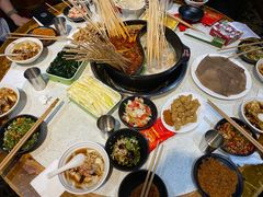 -钢管厂歆瑞源油卤串串香(春熙路太古里店)