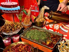 -何师烧烤Pro ·江湖川菜·小龙虾·精酿(太古里旗舰店)