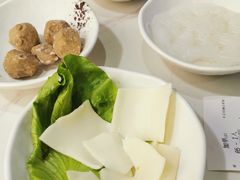 -德林酸菜鱼火锅(南丹店)