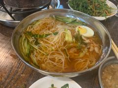 -韩风烤牛肉冷面店