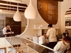 -VERIE BAKEHOUSE
