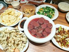 -六泰居·尔滨地标·东北菜(松北店)