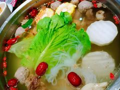 怡宝牛腩汤底-八合里潮汕鲜牛肉火锅(深圳海岸城店)