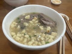 -刘信牛羊肉泡馍小炒(回民街店)
