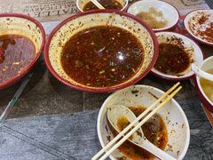 -杨大叔爱面子·四川小吃(岗头店)