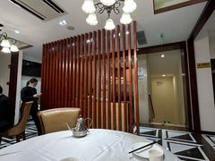 -老人和饭店(淮海中路店)