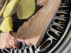 厚切五花肉-唯成•韩国炭火烤肉 유성고기